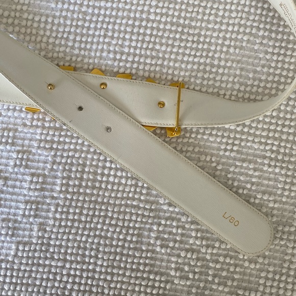 Vintage White Gold Detail Leather Belt - Picture 8 of 9